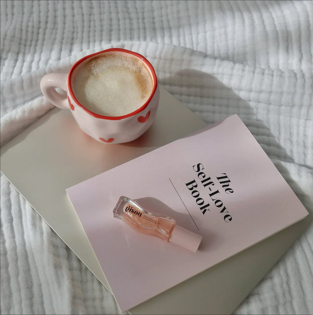 Keramische mok voor thuis met hartjesmotief