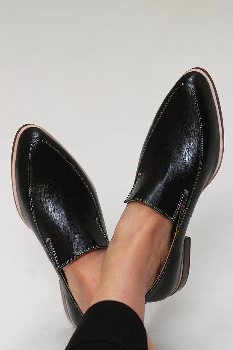 Platte mocassins voor dames met leereffect en slip on teennaad - Vireka