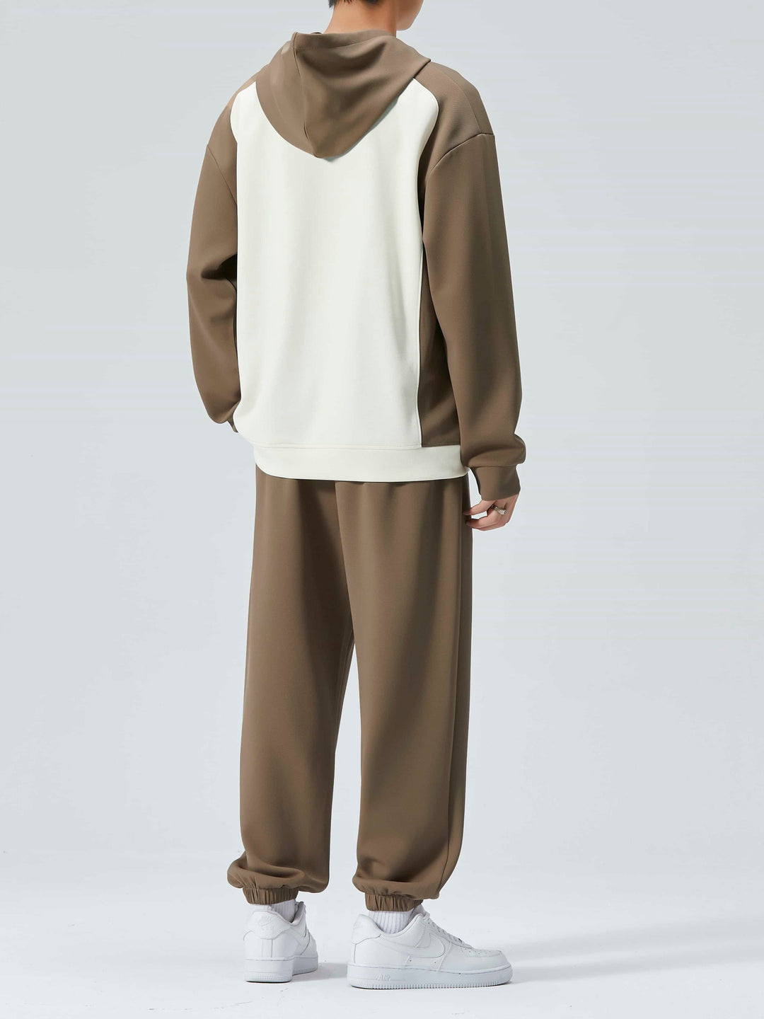 Heren sportset met sweatshirt en broek - Kaelen