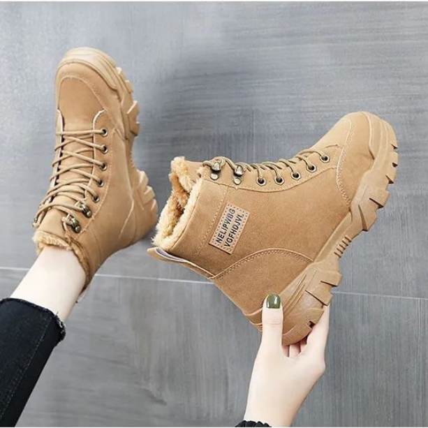 Urban dameslaarzen met dikke zolen en metalen veters - Leona