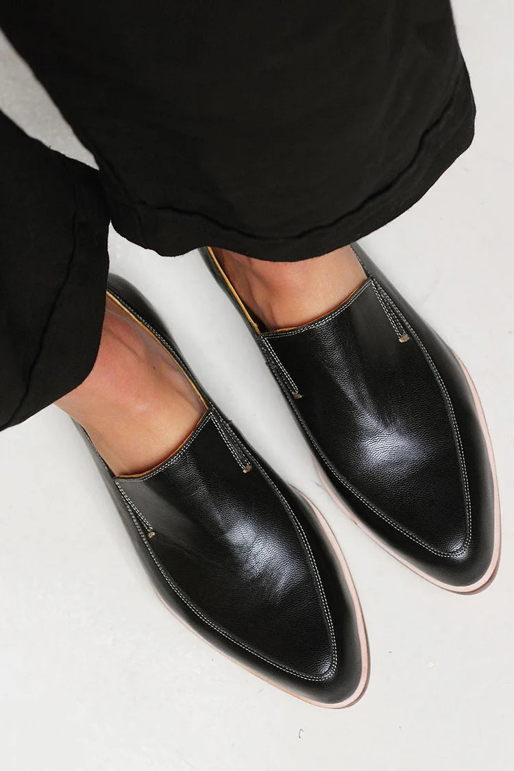 Platte mocassins voor dames met leereffect en slip on teennaad - Vireka