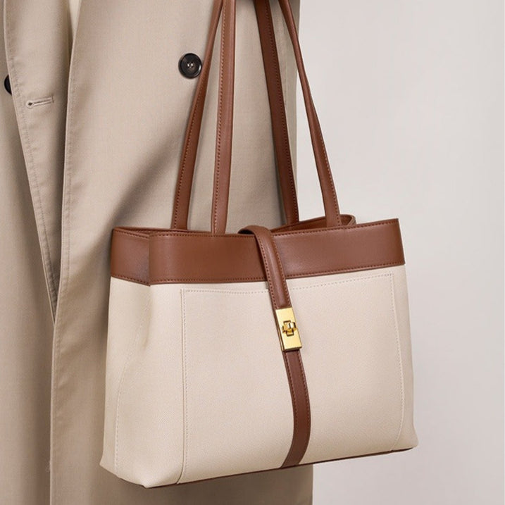 Damestas van canvas met gestructureerde leren details - Emilia