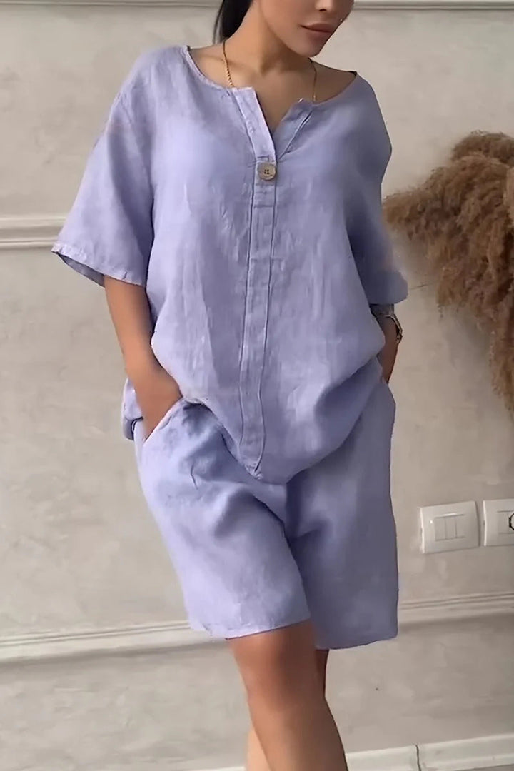 Casual losse damesblouse en hoog uitgesneden shortset - Maike