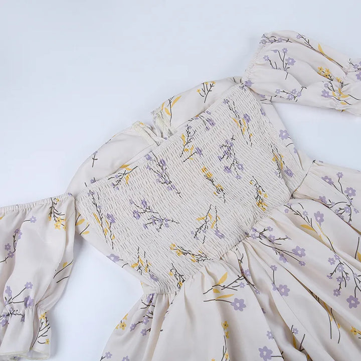 Nancy - Bloem uitgesneden kleine wikkeljurk