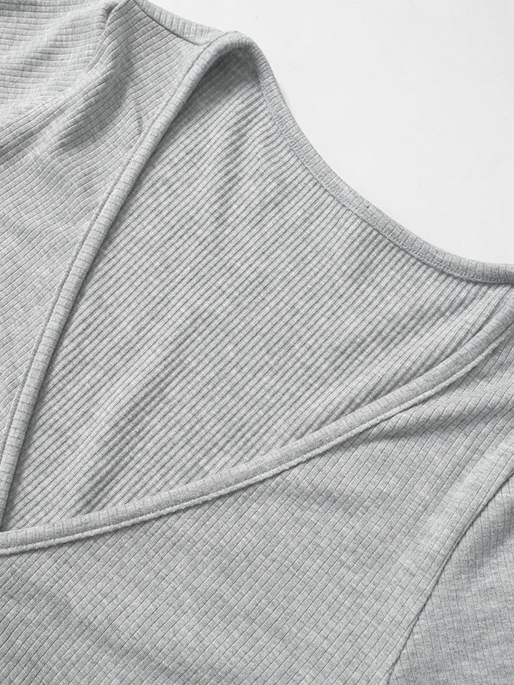 Fanny - Tweedelige set met V-hals en effen broek