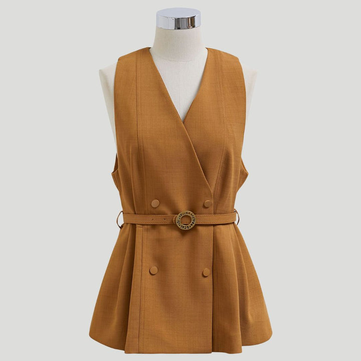 Peplum jack met opvallende kraag en getailleerd ontwerp - Gemma