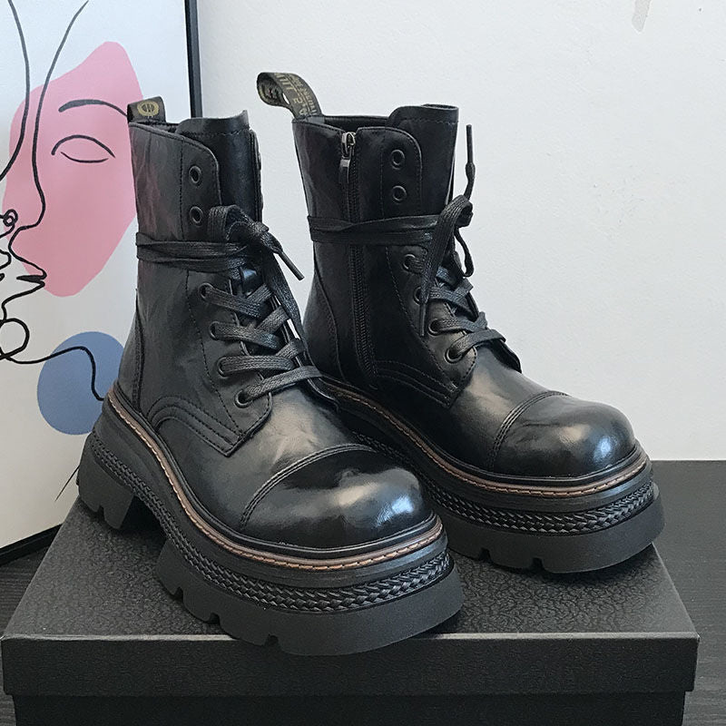 Korte dameslaarzen met stevige zool en zijrits - Elviora