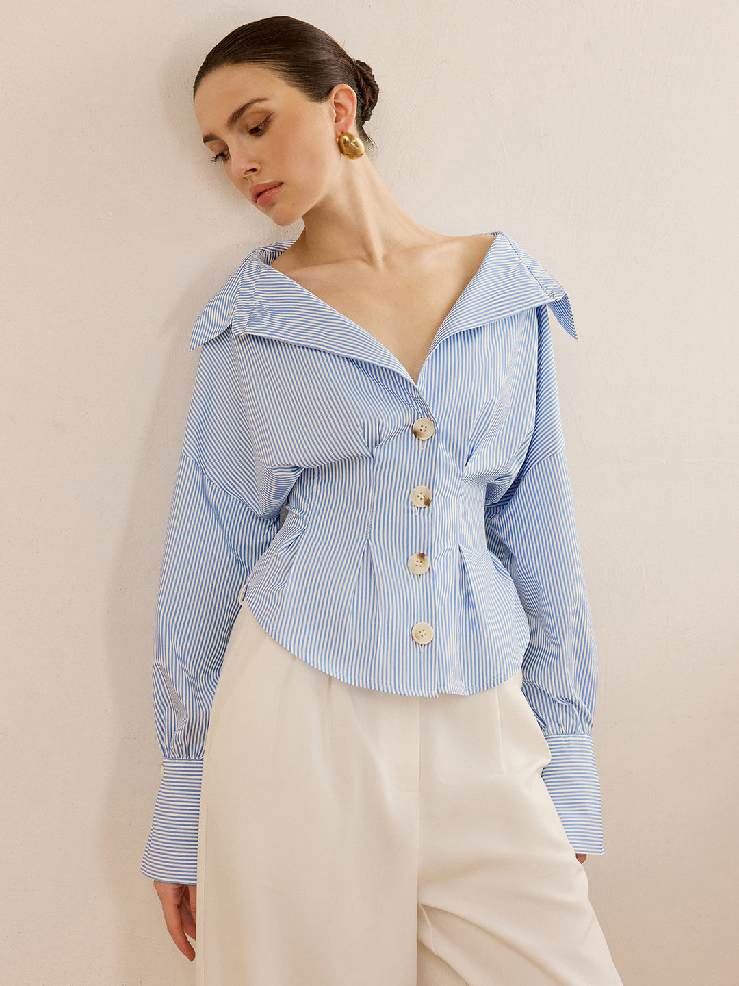 Gestreepte damesblouse met brede kraag - Anny