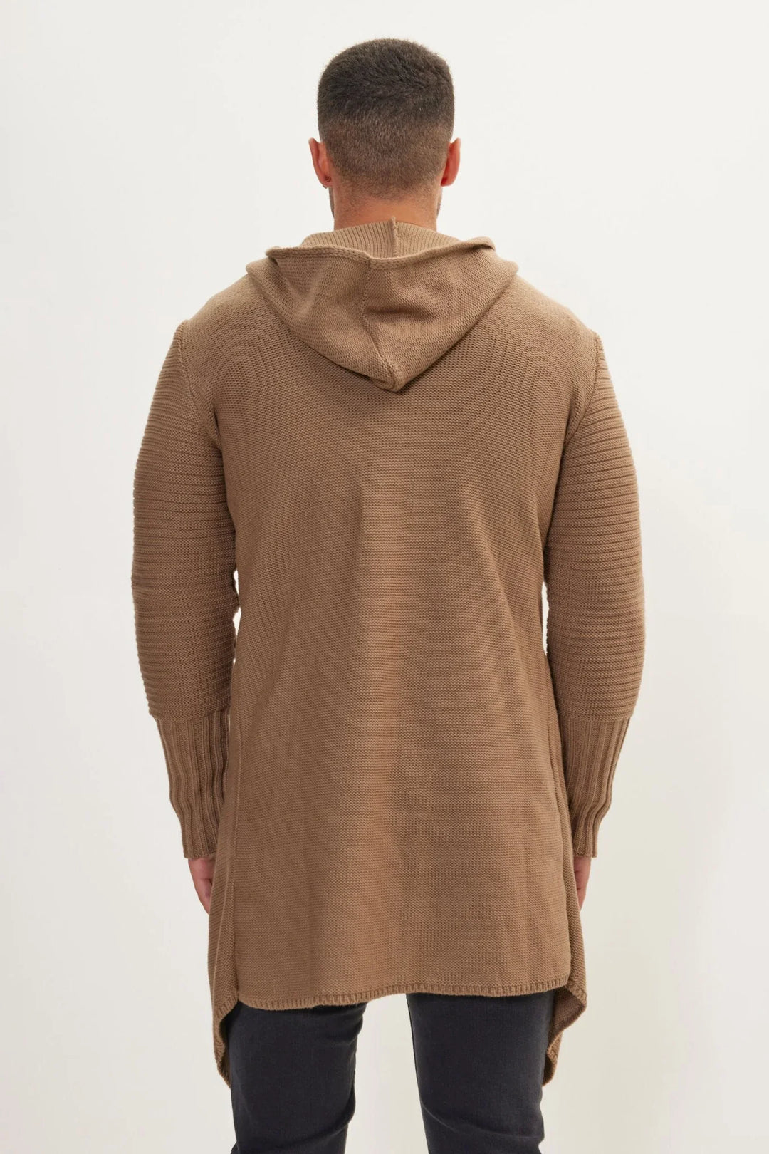 Lang gebreid vest met capuchon en knopen - Baptiste