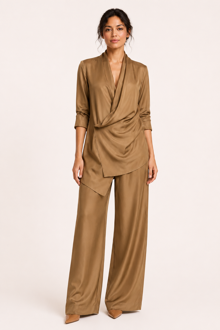 Satijnen damesblouse en broek - Kerstin
