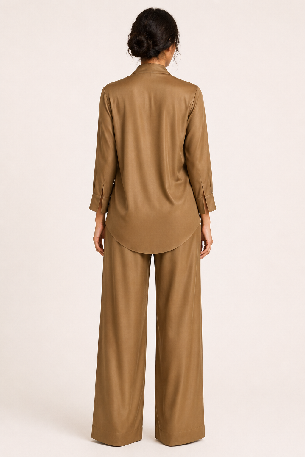 Satijnen damesblouse en broek - Kerstin