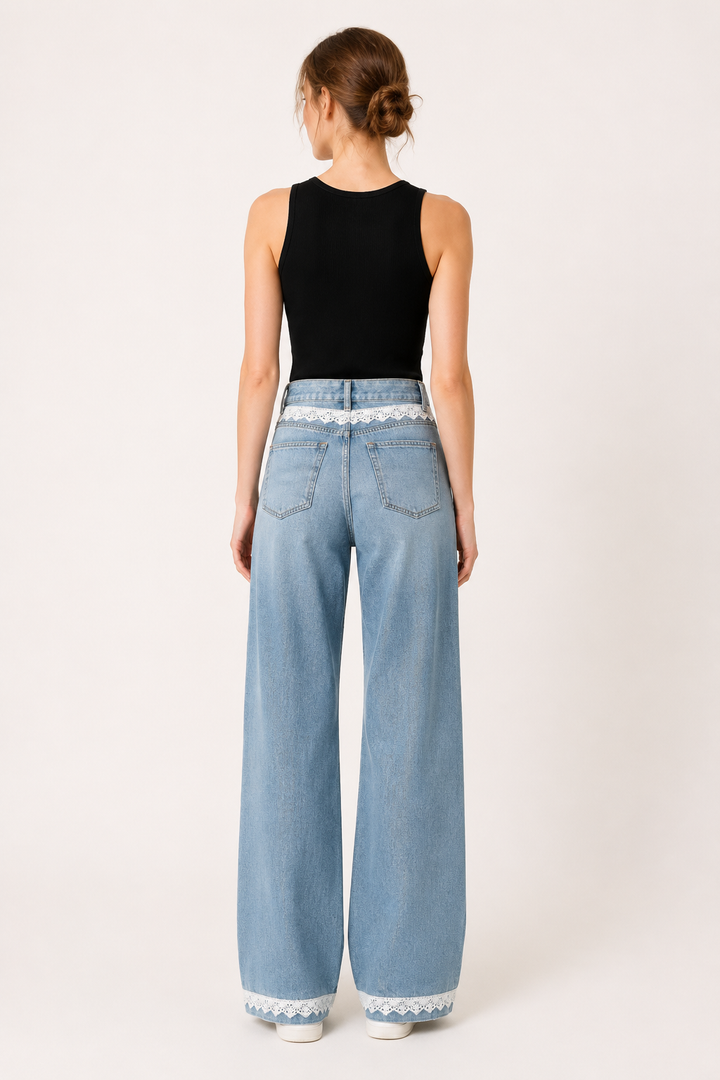 Damesjeans met wijde pijpen en hoge taille, voorzien van kanten details - Irma