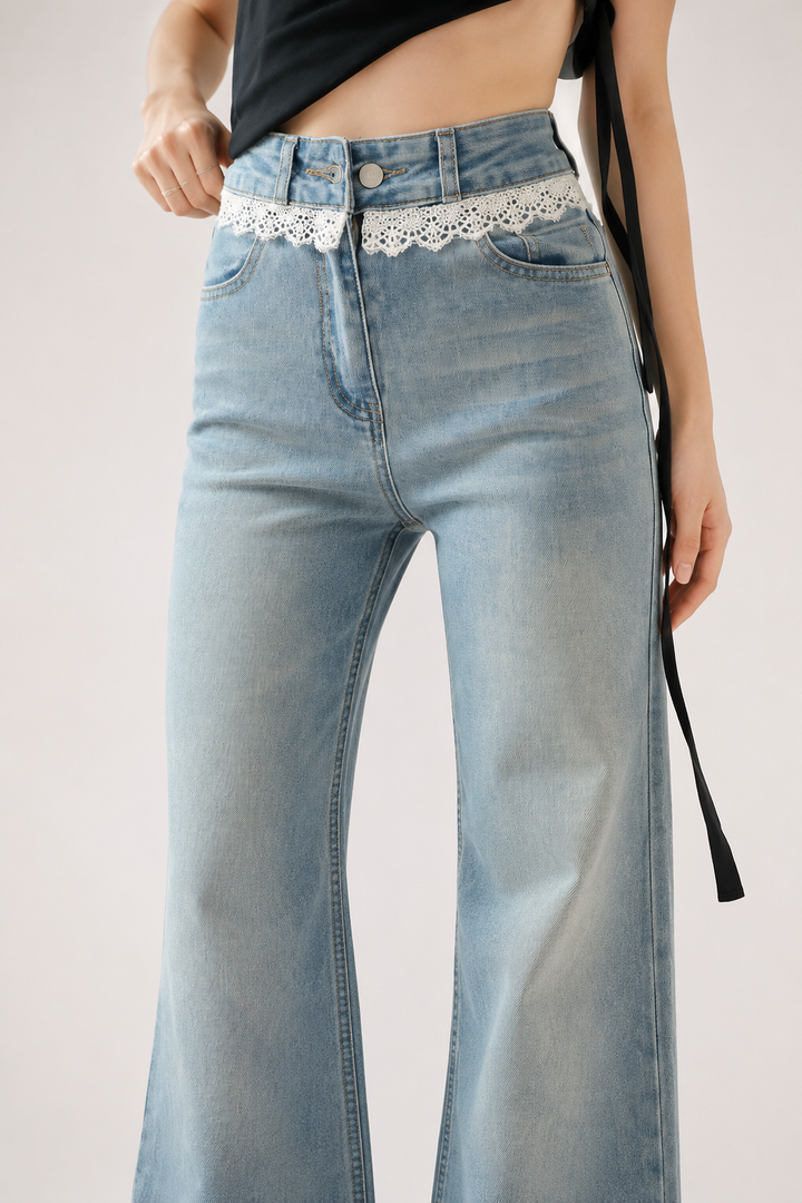 Damesjeans met wijde pijpen en hoge taille, voorzien van kanten details - Irma