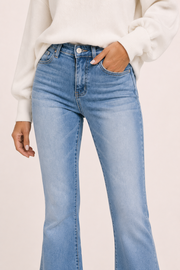 Damesjeans met hoge taille en uitlopende pijpen - Greta