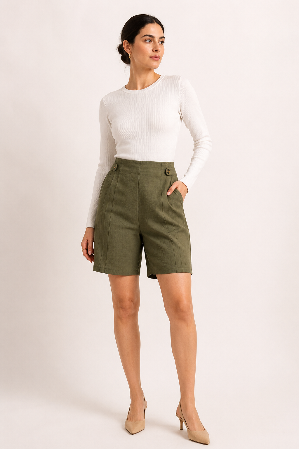 Dames short met hoge taille en knopen opzij - Maren