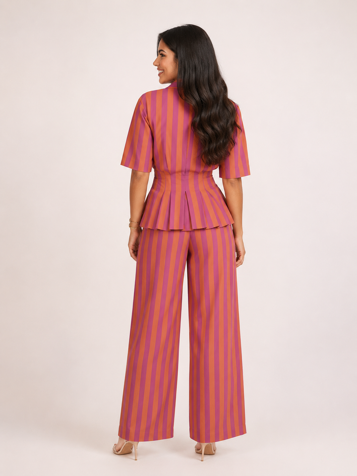 Elegante set bestaande uit een blouse met korte mouwen en een broek - Caussie