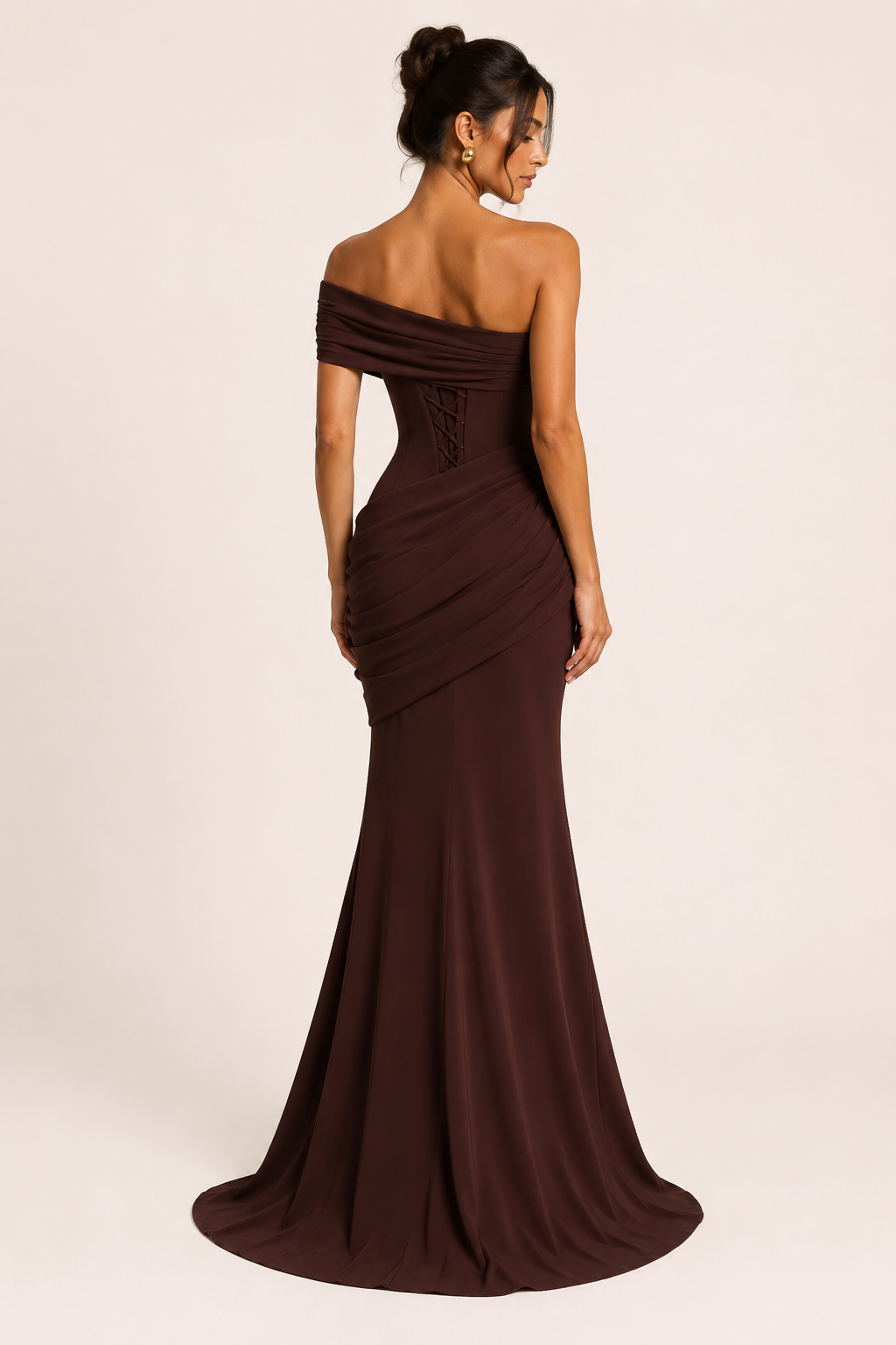 Lange off-the-shoulder damesjurk met elegante feestelijke pasvorm - Aurelia