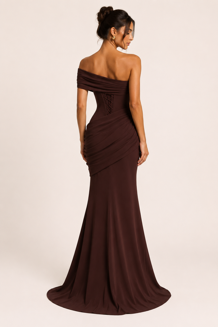 Lange off-the-shoulder damesjurk met elegante feestelijke pasvorm - Aurelia