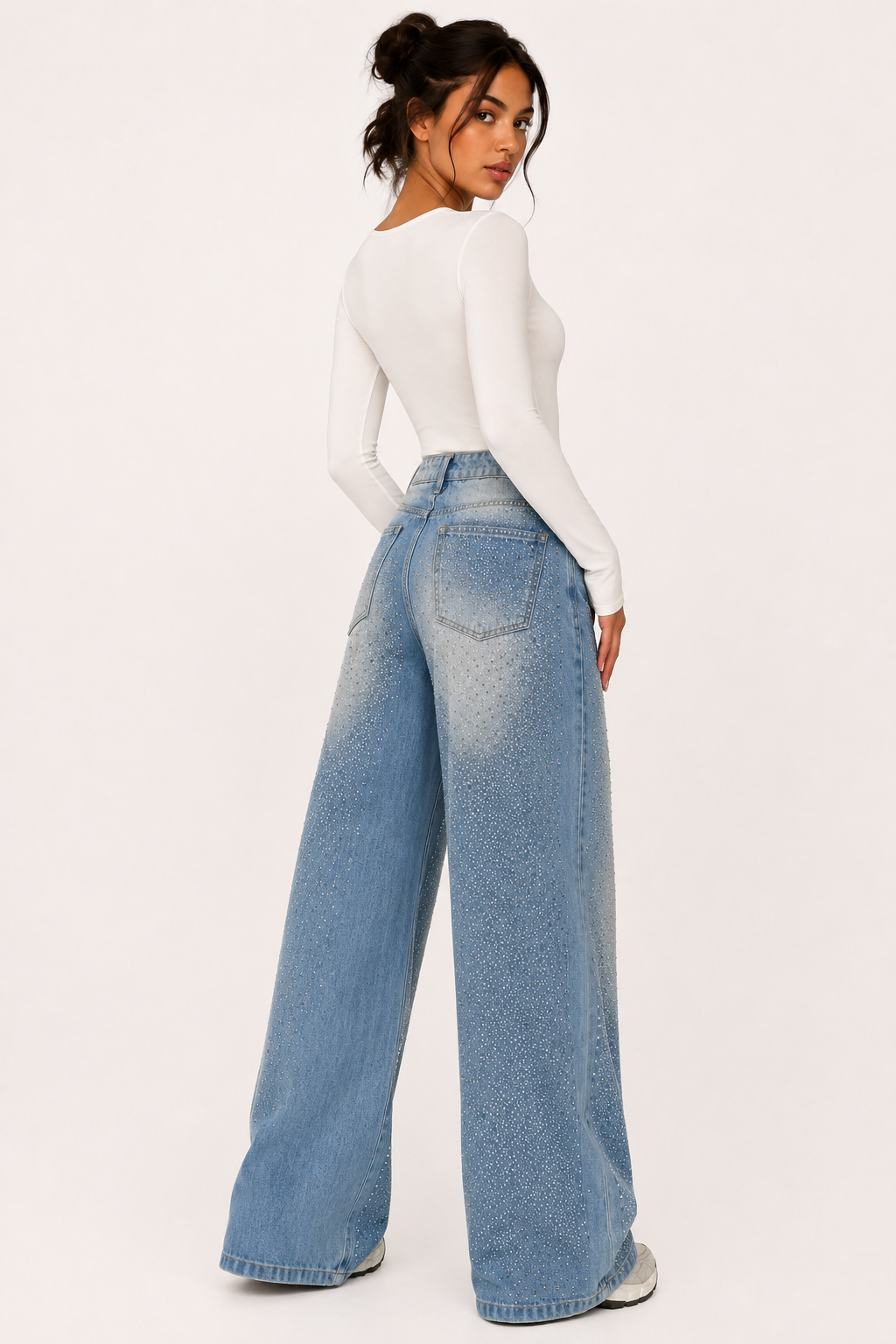 Damesjeans met wijde pijpen en strass - Wellen