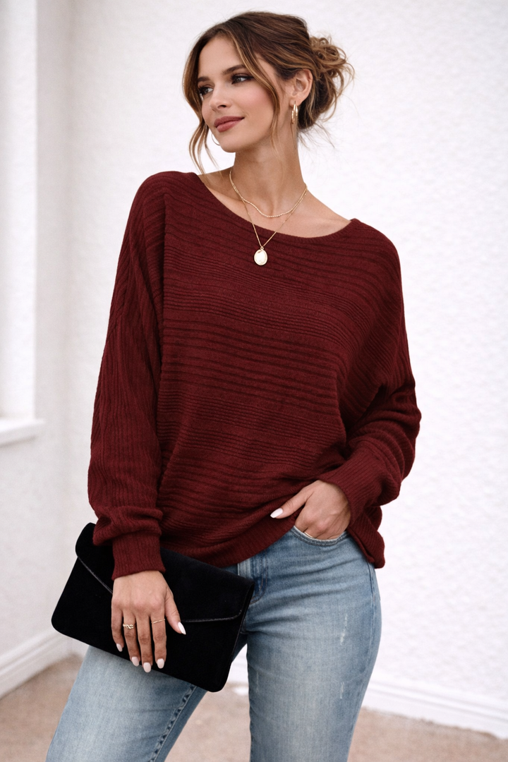 Gebreide damestrui met ronde hals en losse pasvorm - Anniken