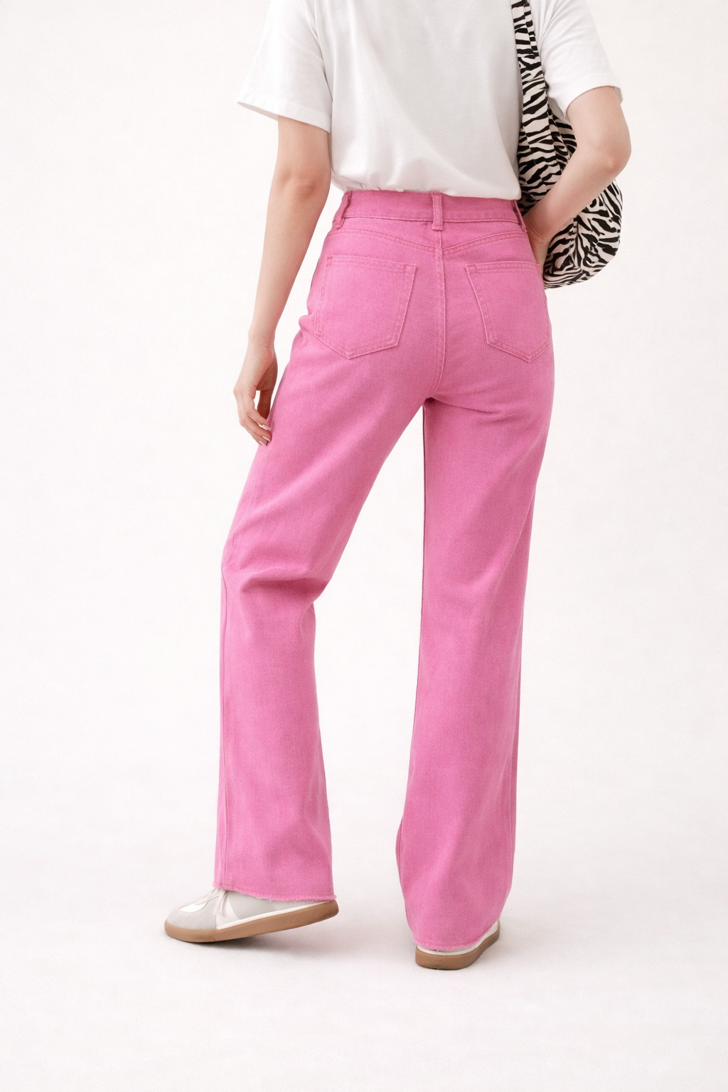 Damesjeans met hoge taille en rechte pijpen - Neriva