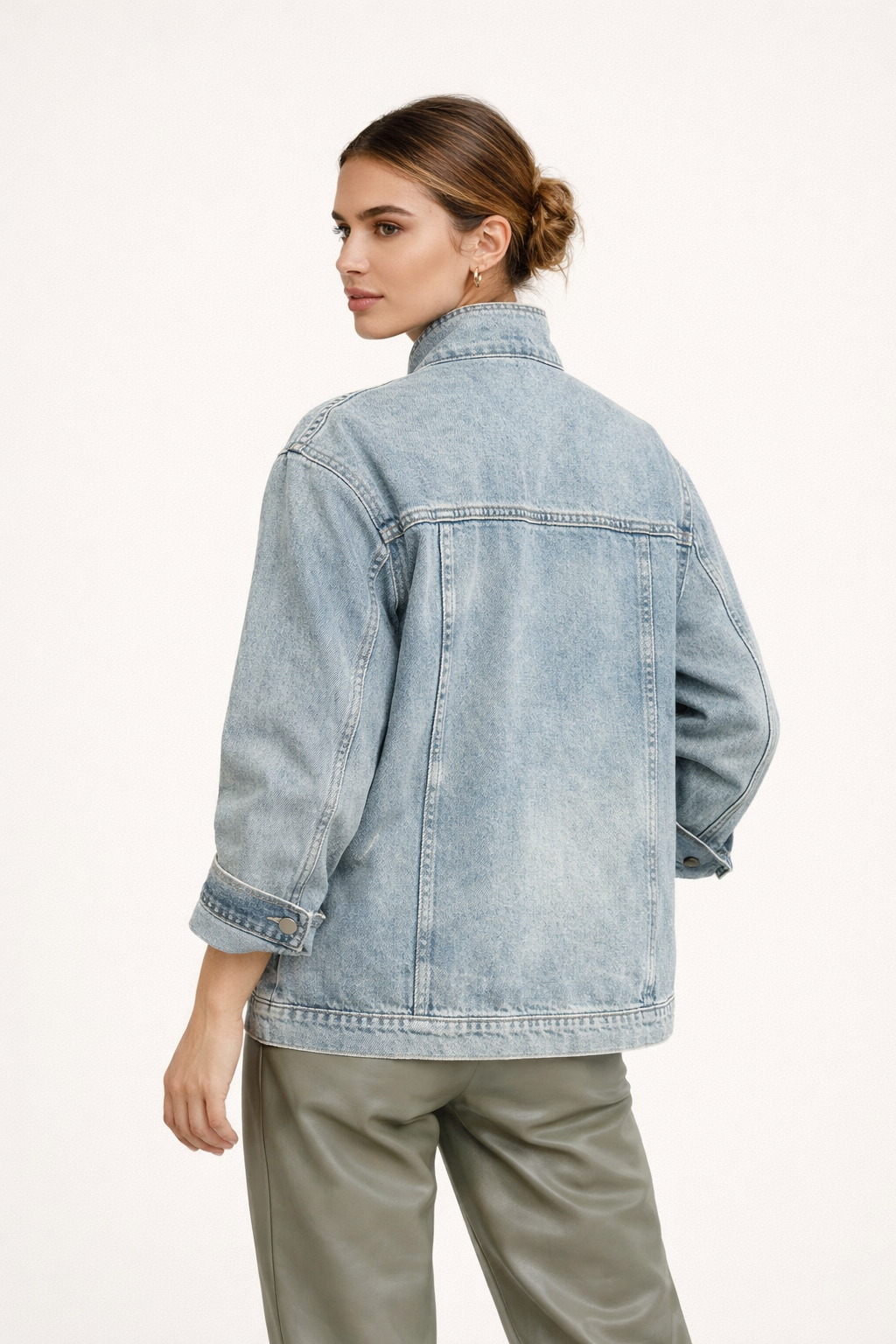 Damesjas van oversized denim met hoge kraag - Kaia