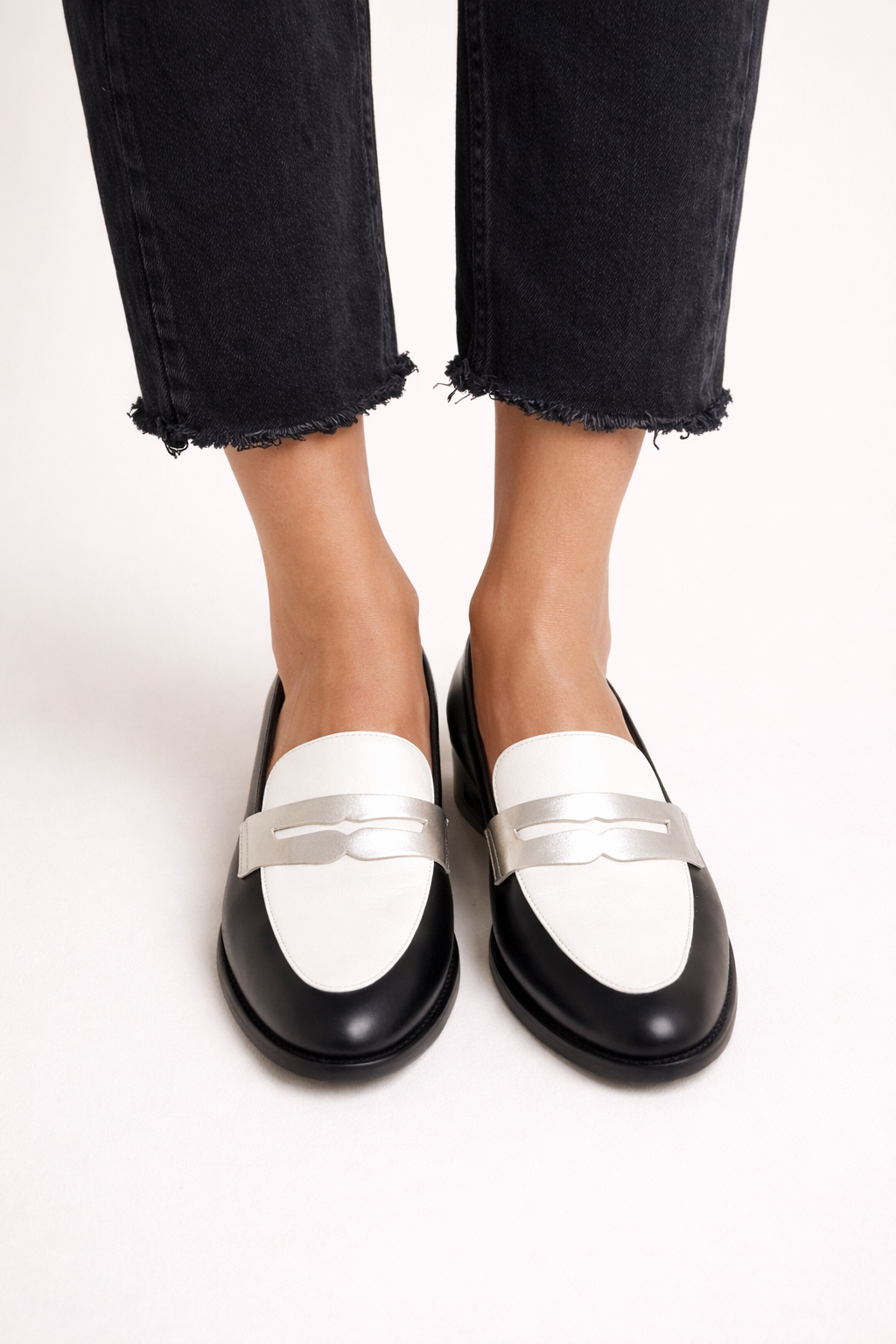 Klassieke dames mocassins tweekleurig met platte zool - Abby