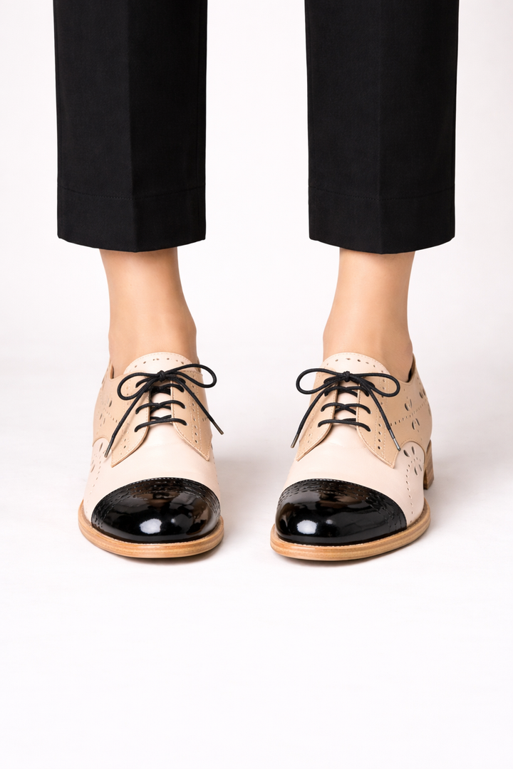 Dames veterschoenen met elegant design - Désirée