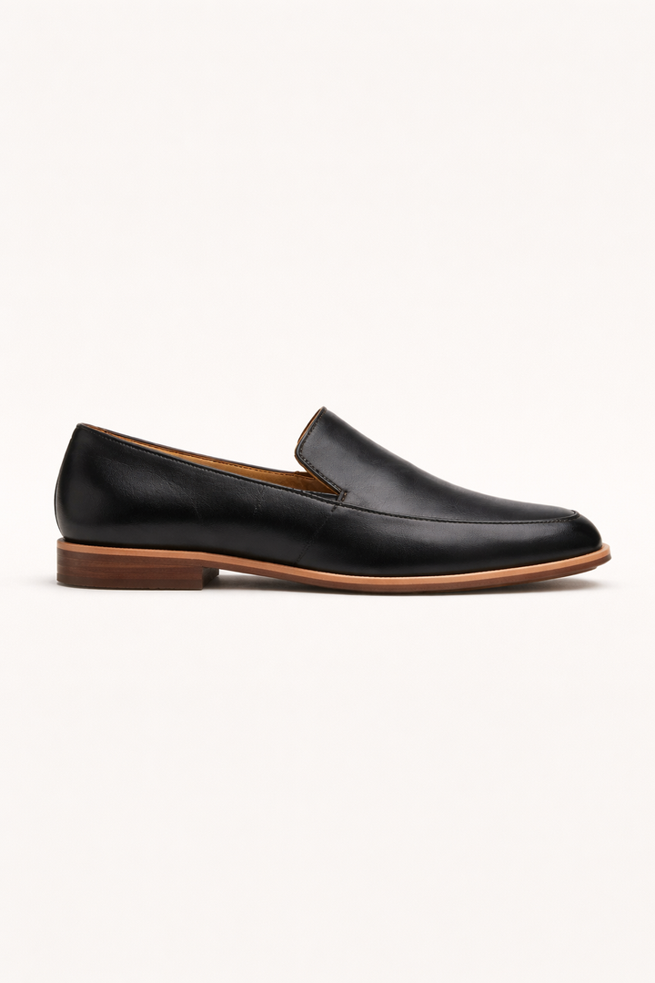 Platte mocassins voor dames met leereffect en slip on teennaad - Vireka