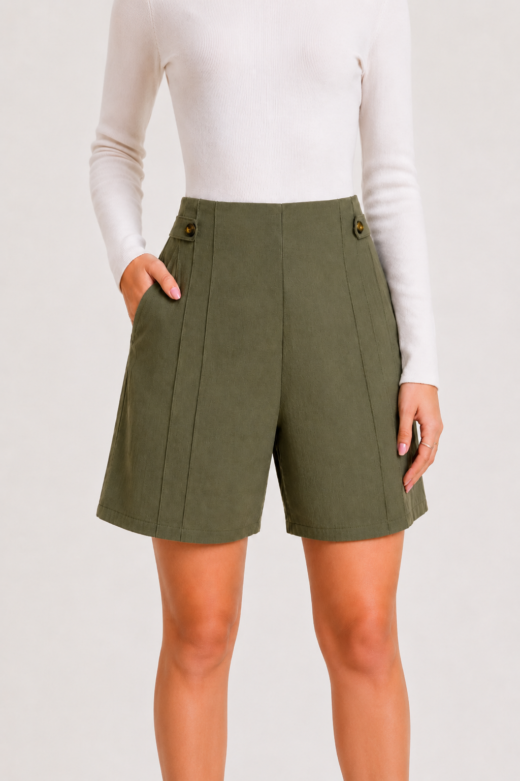 Dames short met hoge taille en knopen opzij - Maren
