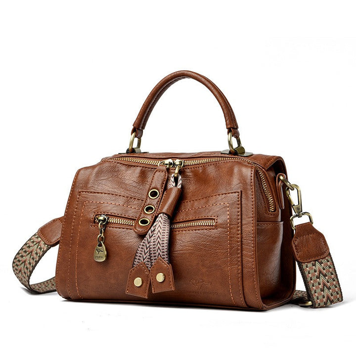 Dames schoudertas van synthetisch leer met metallic details - Juliette