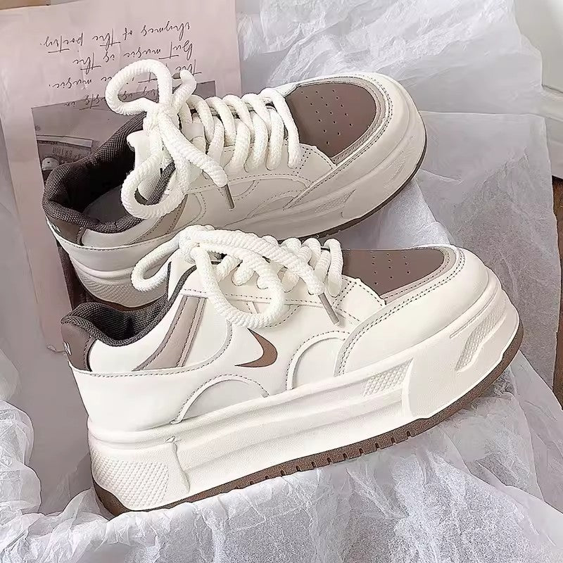 Stoere damessneakers met lichtgewicht platform - Martina