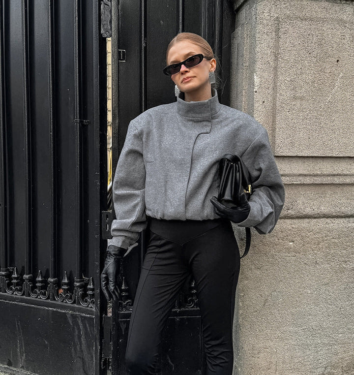 Kort damesjack met hoge kraag - Yasmin