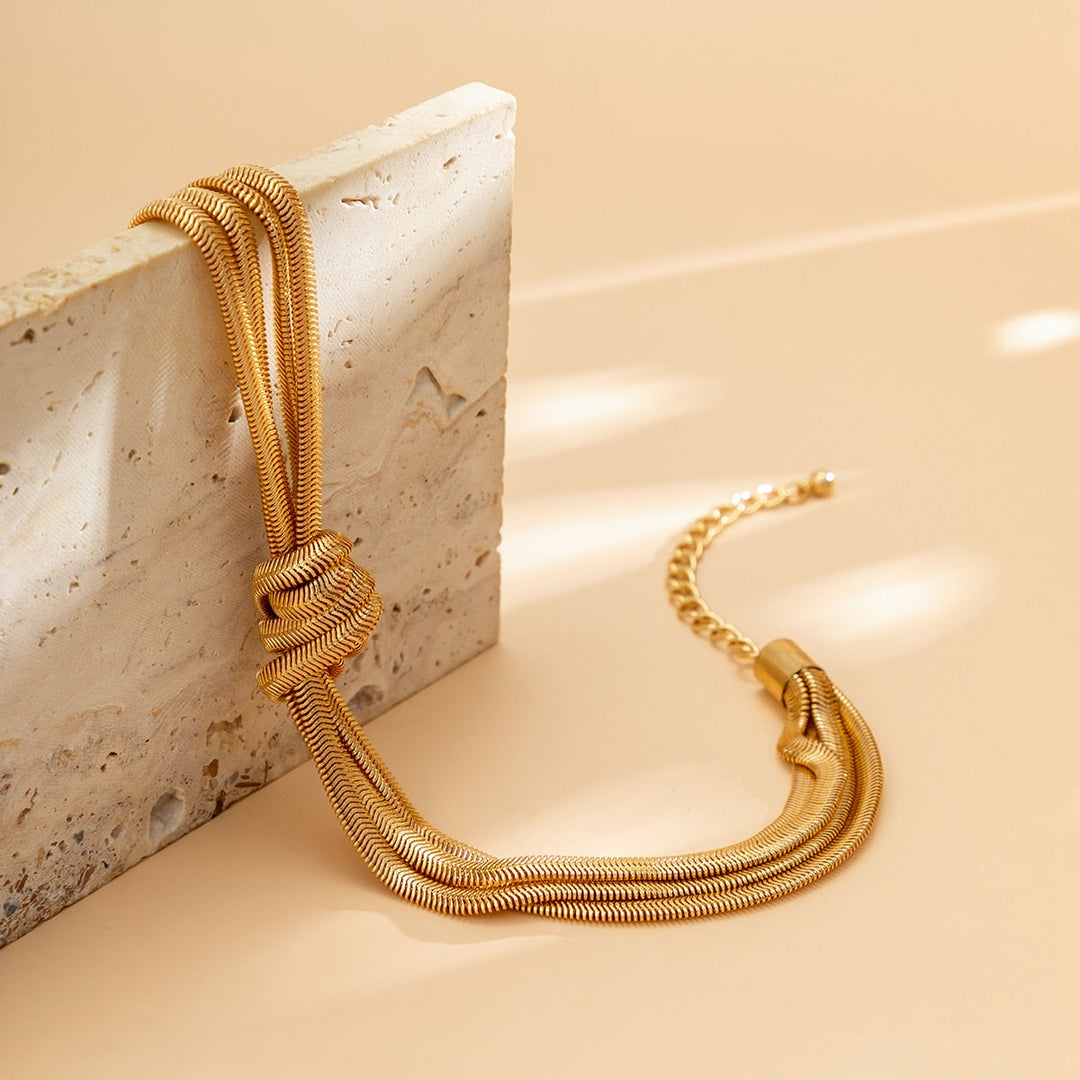 Izy - ingewikkelde knoopketting