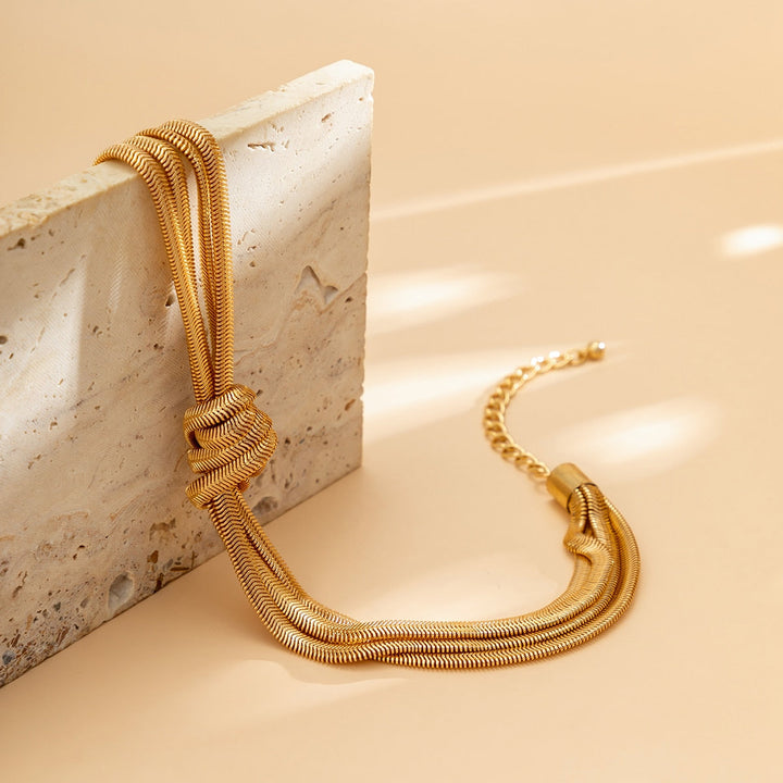 Izy - ingewikkelde knoopketting