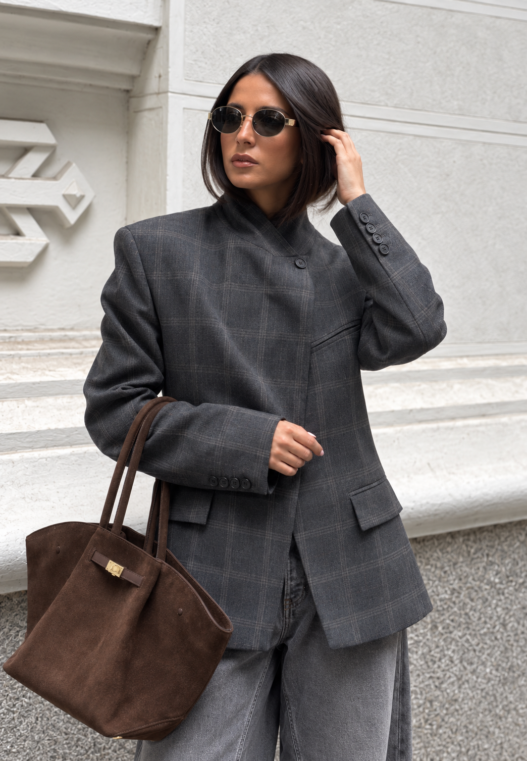 Damesblazer met ruitprint, hoge hals, zichtbare knoop en schouderstukken - Vega