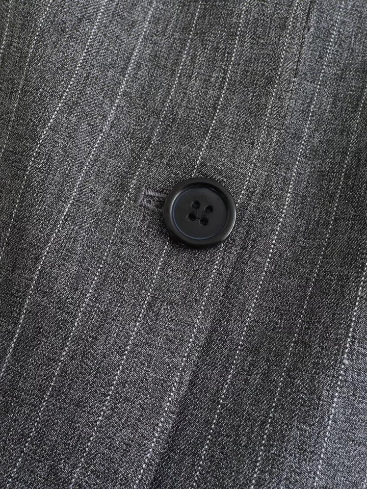 Oversized grijze damesblazer met twee knopen - Jana