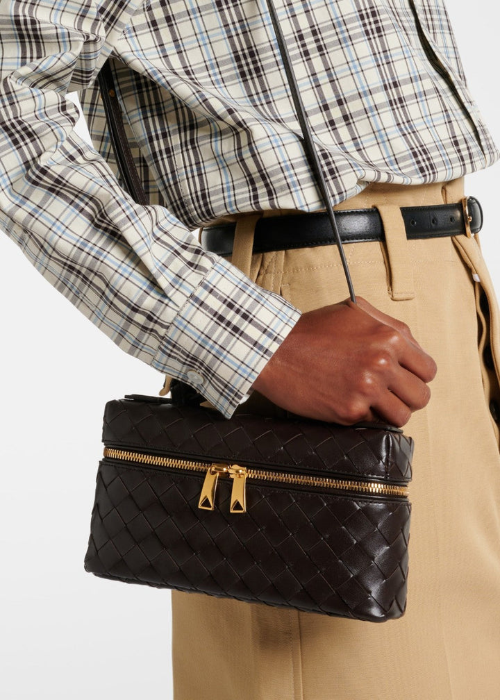 Gevlochten damestas zwart stijve structuur gouden ritsen - Valeska