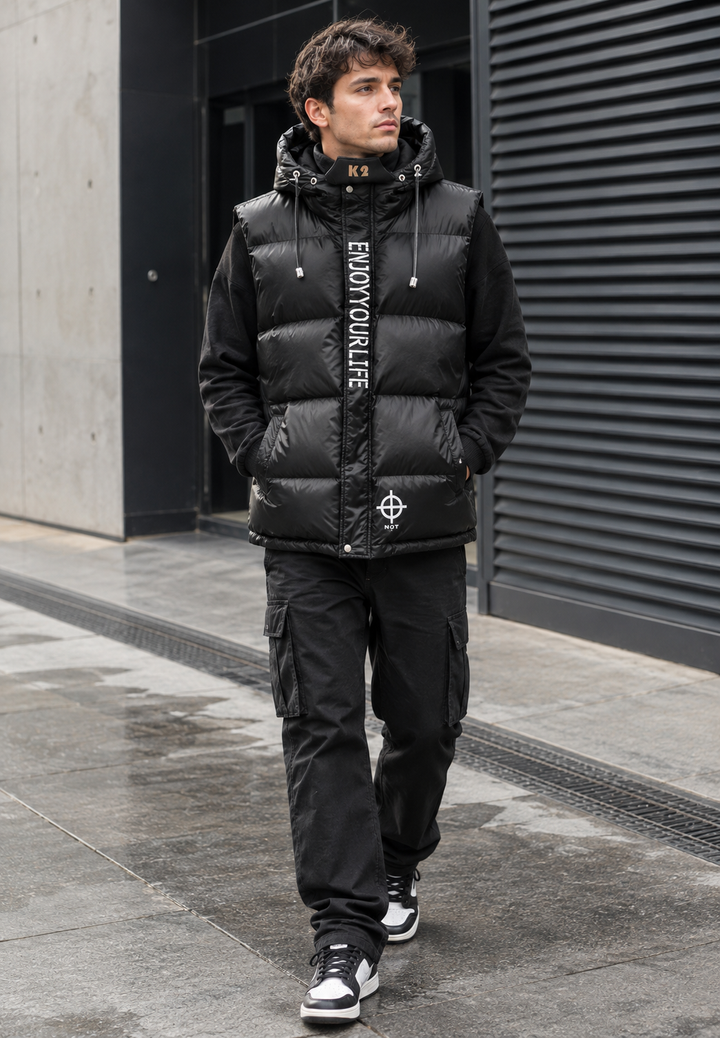 Gewatteerd herenbodywarmer met verstelbare capuchon en glanzende afwerking - Keldan