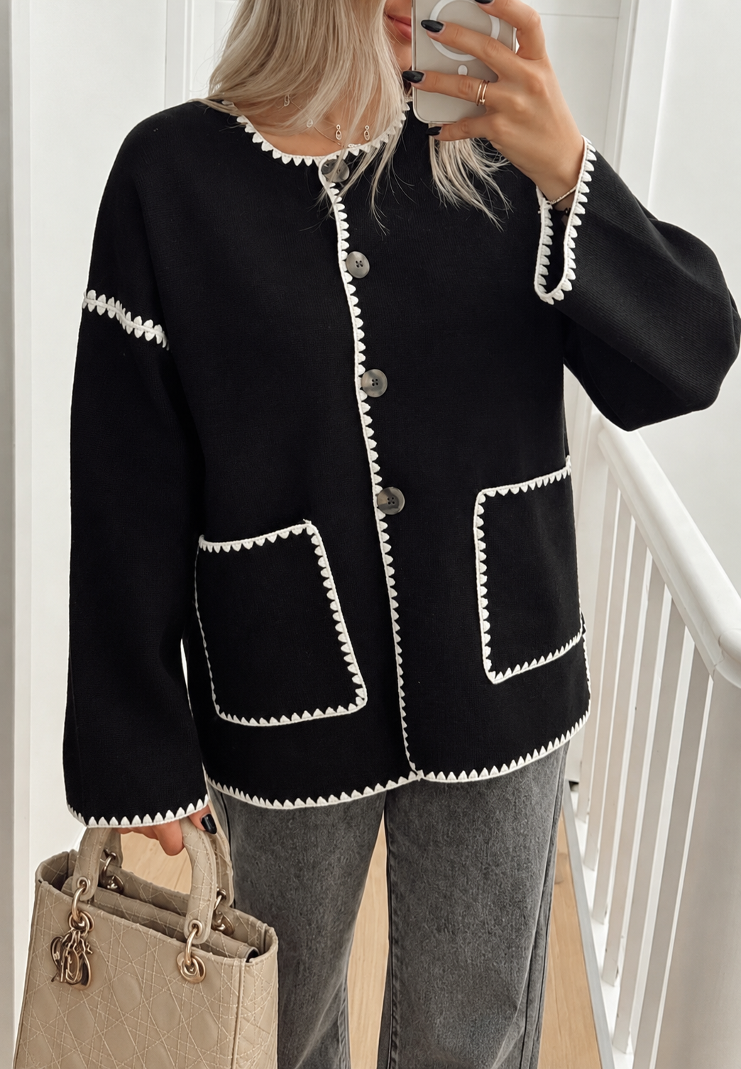 Gebreid damesvest met colourblock en contrastbiezen - Émeline