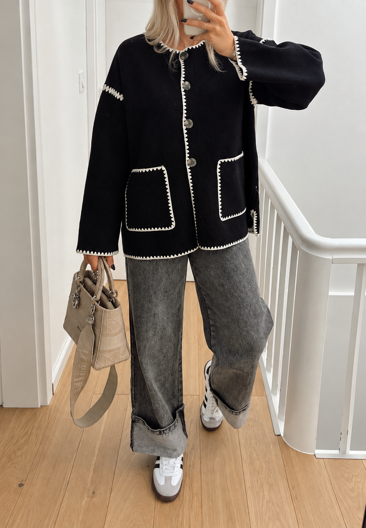 Gebreid damesvest met colourblock en contrastbiezen - Émeline