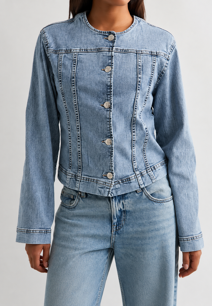 Getailleerd damesjeansjack met ronde hals - Sigrid