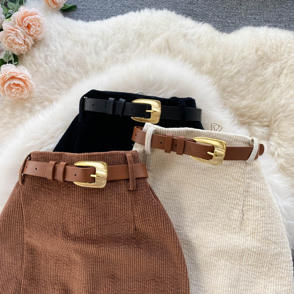 Kokerrok van ribfluweel met riem - Liora