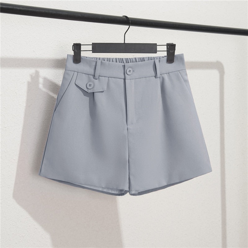 Damesshort met elastische taille en knoopdetail - Clara