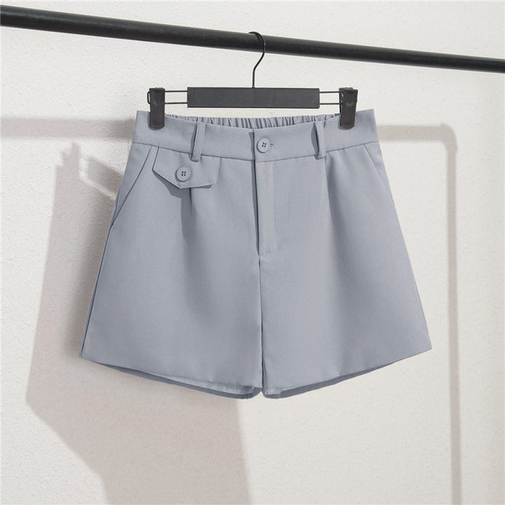 Damesshort met elastische taille en knoopdetail - Clara