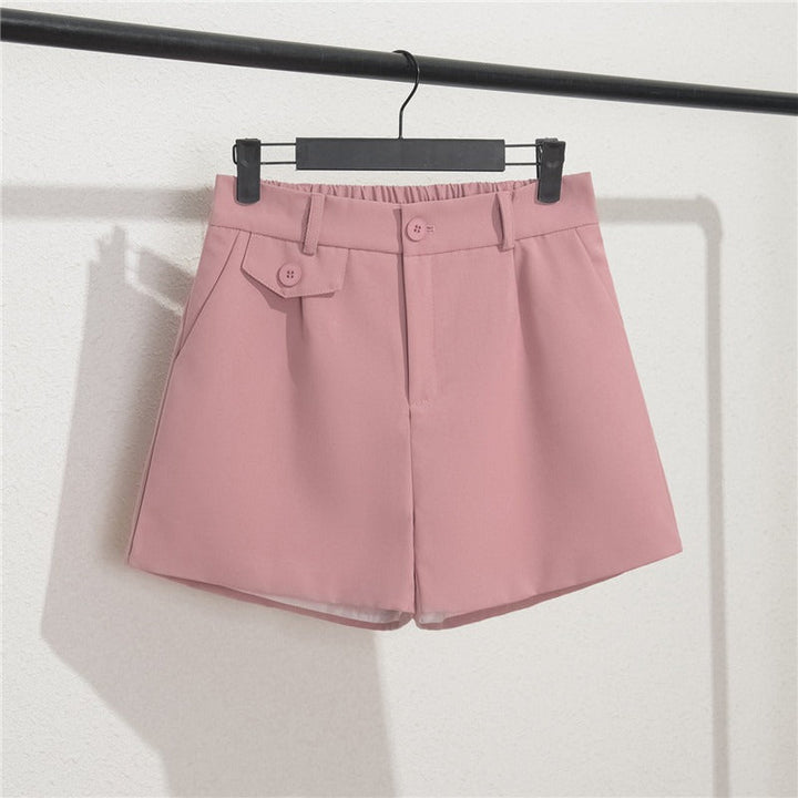 Damesshort met elastische taille en knoopdetail - Clara