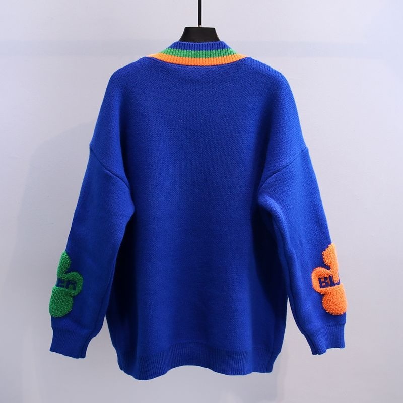 Gebreid damesvest met bloemenapplicatie - Ingrid