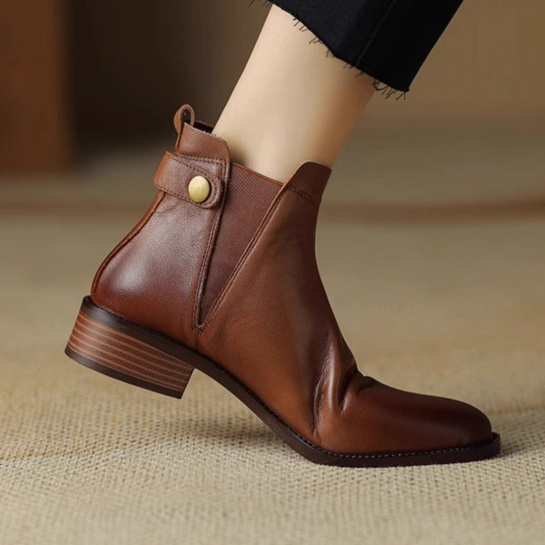 Platte leren enkellaarsjes in chelsea stijl - Keira