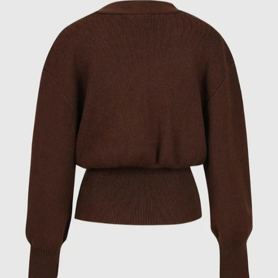 Gebreid damesvest met decoratieve knoop - Romane