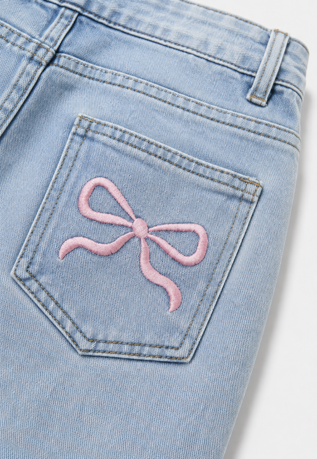 Damesjeans met lage taille, wijde pijpen en lange lengte - Kerstin